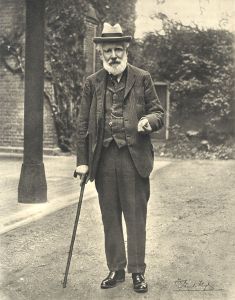 19th Century Photogravure - Portrait of Frank Lloyd