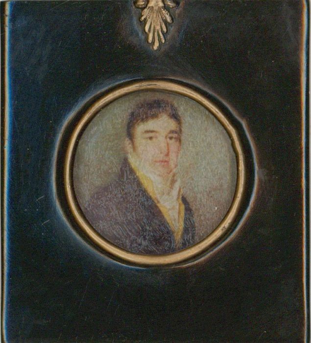 A Pair of 20th Century Picture Frames - Miniature Round Georgian Style