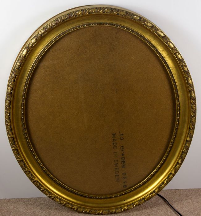 Fine Large French Oval 1998 Picture Frame