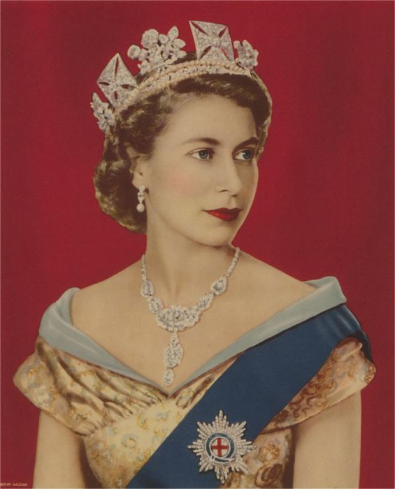 Dorothy Wilding - 1953 Lithograph, Queen Elizabeth II